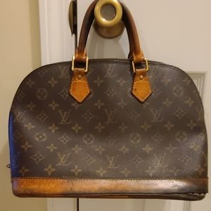 Louis Vuitton Alma extremely used condition!